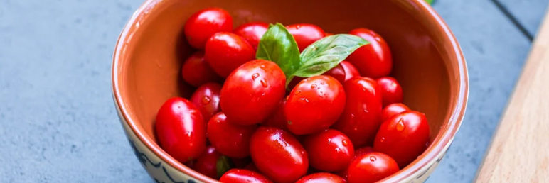 What skin reactions may occur after phototherapy for vitiligo? Here are the solutions!